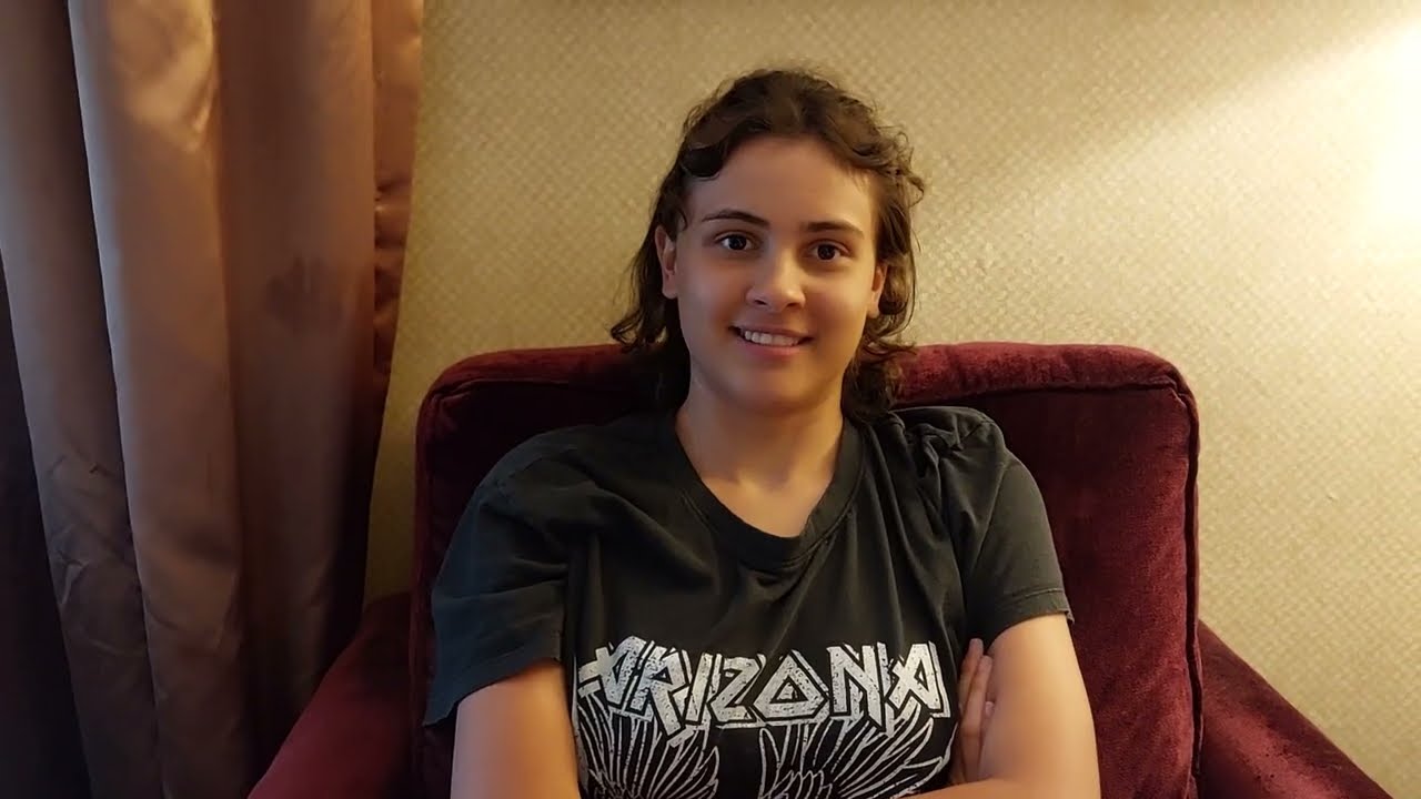 Top 5 likes about her American holiday by 15 year old Aussie girl