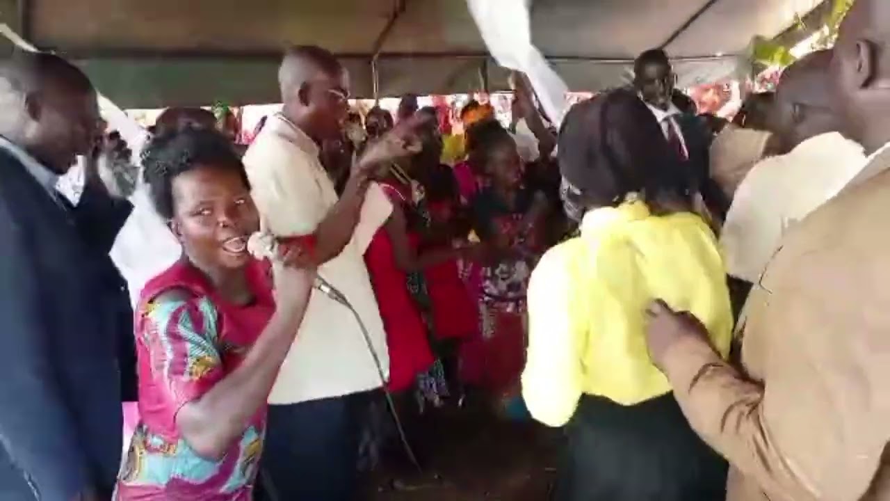 Kuku traditional dance by mijale amazing grace Church