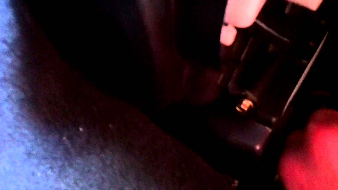 How to Change Blower Motor Resistor on 04 Pontiac Vibe