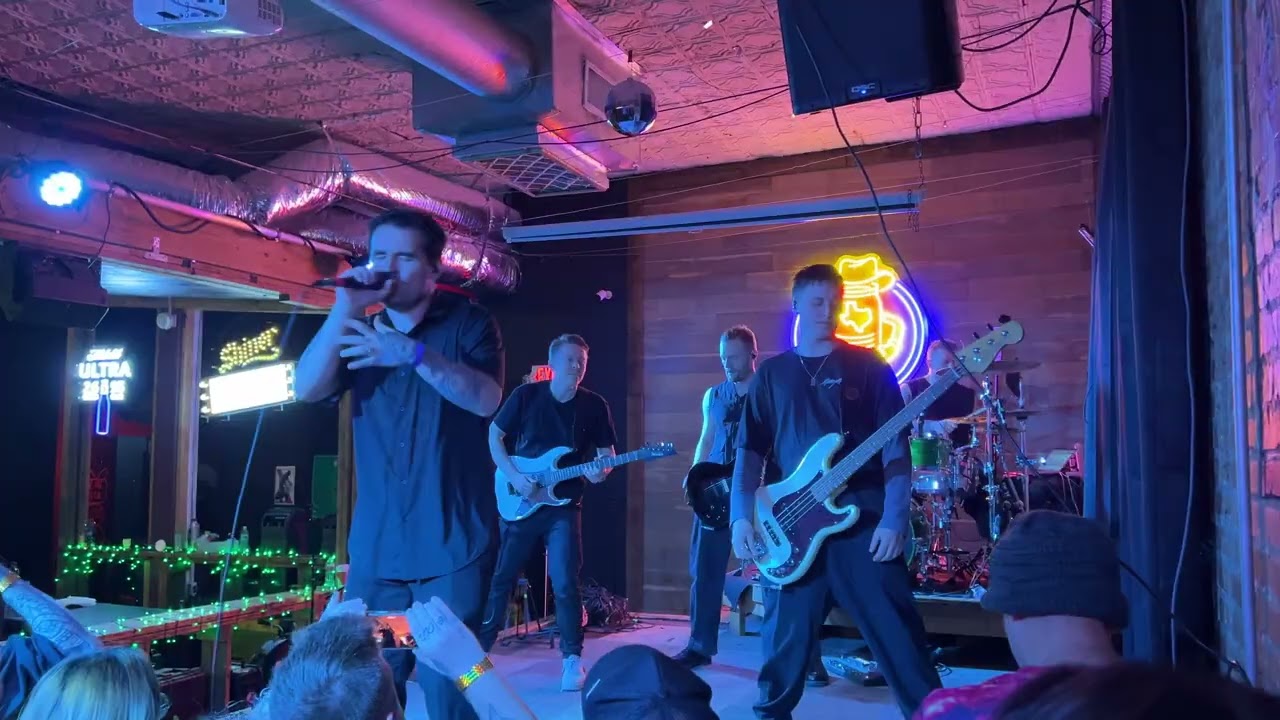 Siamese - Drown live Dallas TX