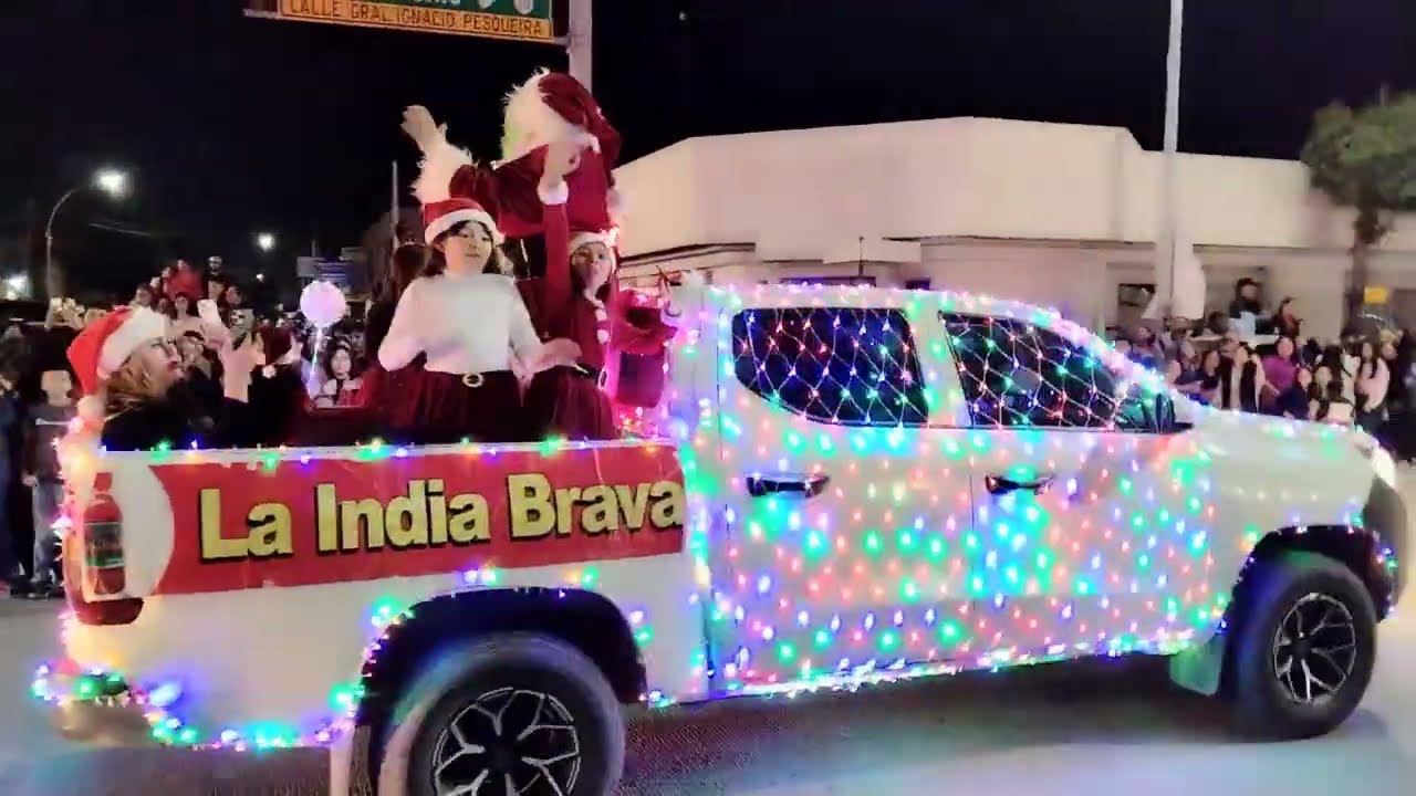 🎄🎅🚗🏍 Desfile Navideño de Uniradio en Navojoa, Sonora  🚙🚲🎅🎄