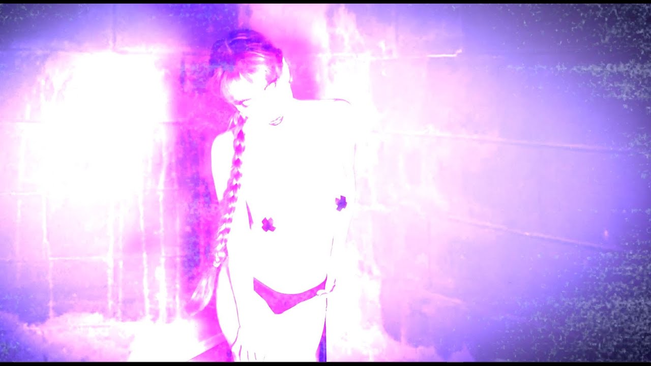 Bella Lune - Perpetuate (Official Music Video)