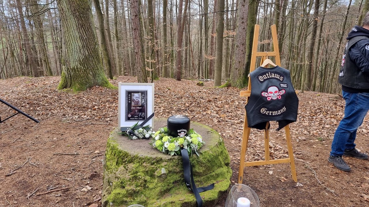 🔥💯OFFO💯🔥Funeral of R. I. P.  Joe 1%er G.B.N.F. Outlaws MC Germany / Main Tauber 🔥💯OFFO💯🔥