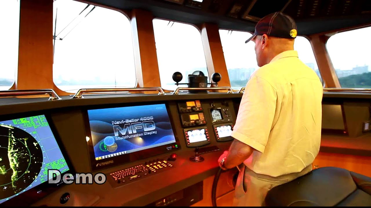 Steel expedition trawler yacht - Bering 65