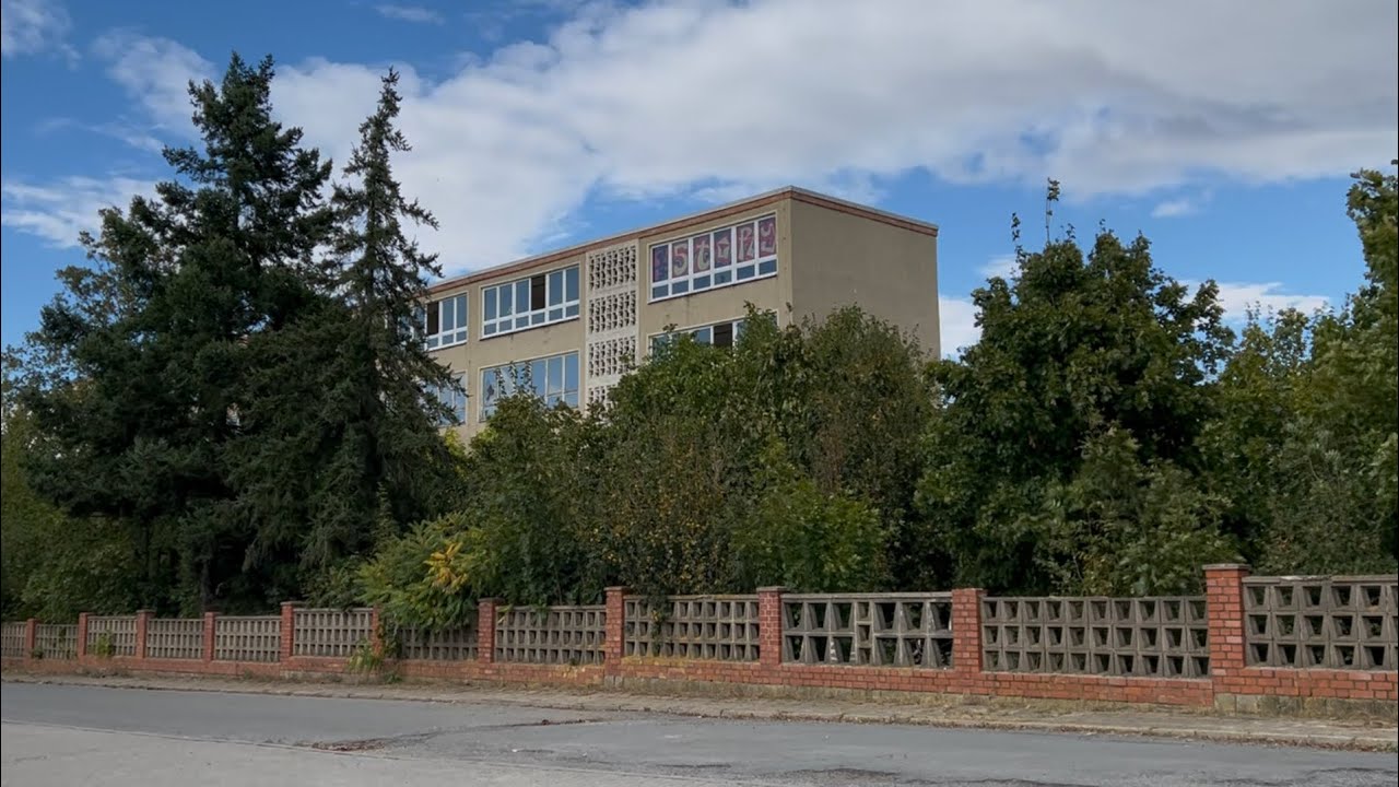 Lost Place - Alte DDR Schule - Mansfeld Südharz