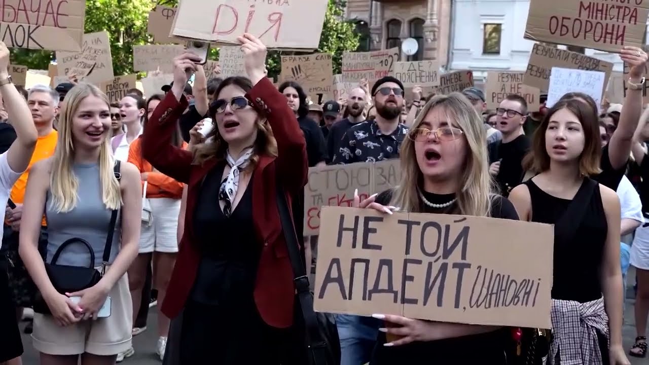 Что происходит с правительством Украины?