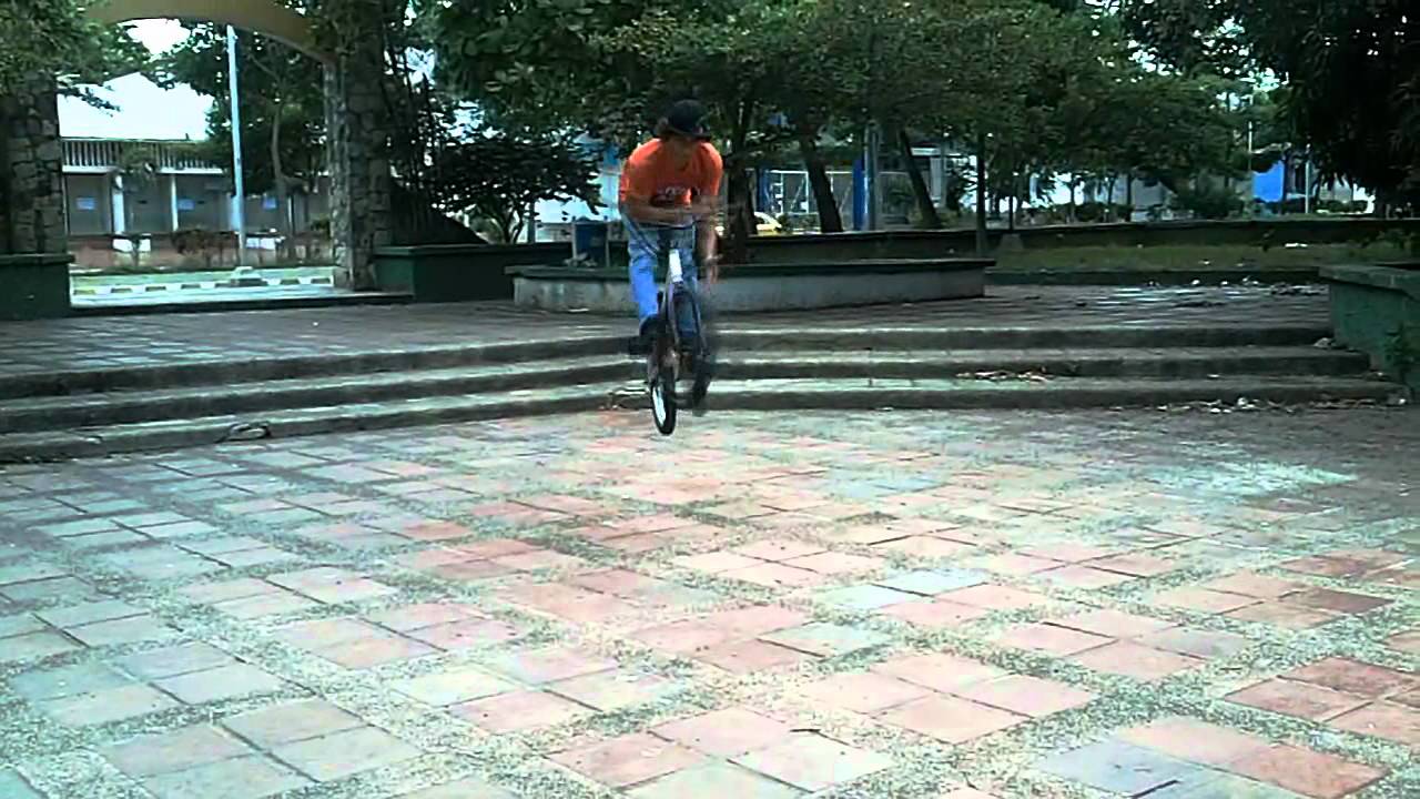 Como hacer barspin con SHAIN TEJEDA Y LA INDUSTRIAL BIKE