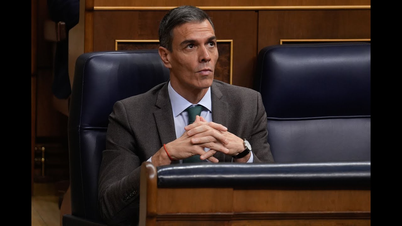 Editorial de Llamas. La fórmula de Sánchez para sortear las crisis