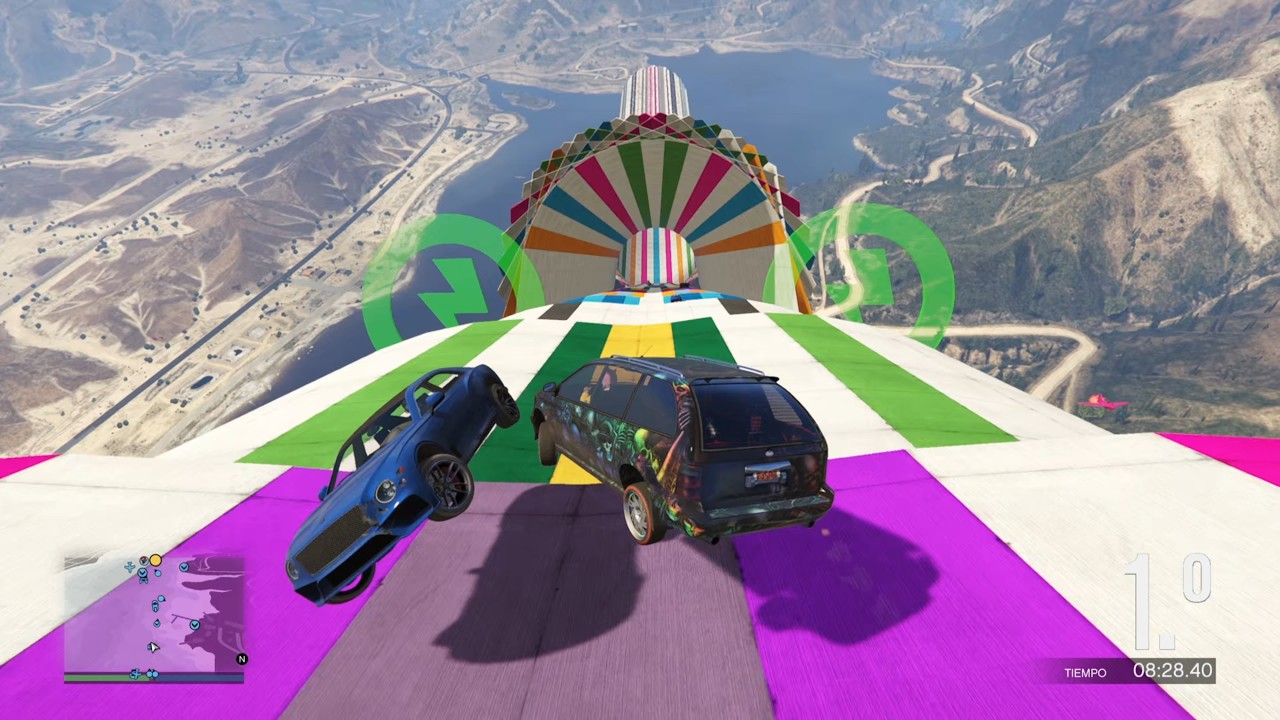 Mega Rampa con Coches ALEATORIOS muy Divertida y Colorida! || Gameplay de GTA 5 Online sin Comentar