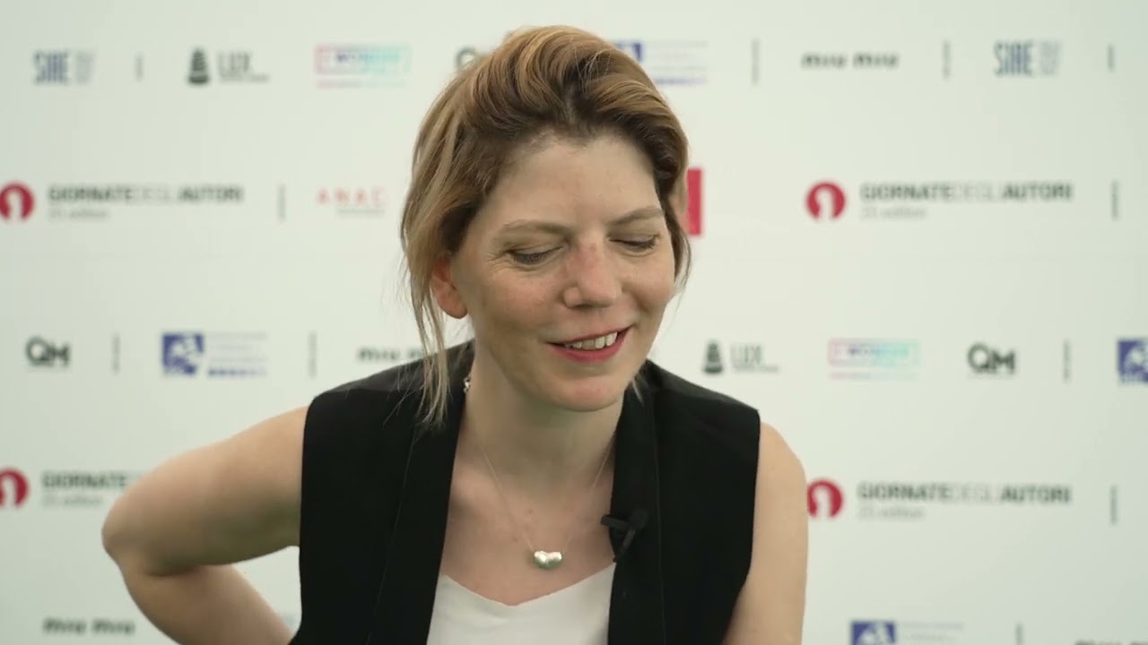FRAMMENTI DI UN PERCORSO AMOROSO - Interview with Chloé Barreau