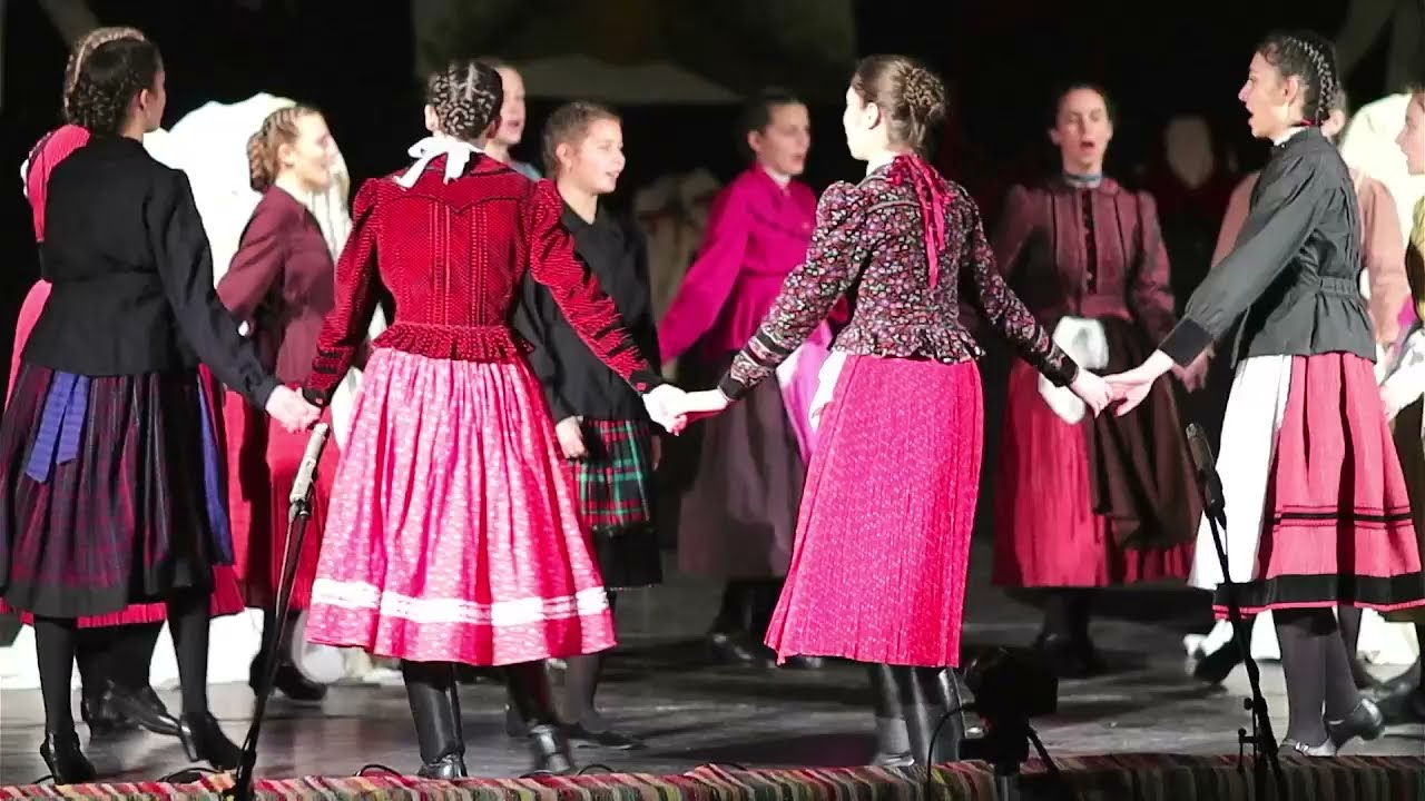 Az 25 éves Ördögborda Néptáncegyüttes év végi számadás műsora 