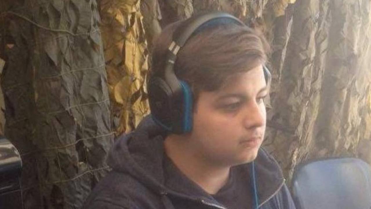 ULTIMUL SUPRAVIETUITOR PE YOUTUBE ! SOLDAT NECLINTIT