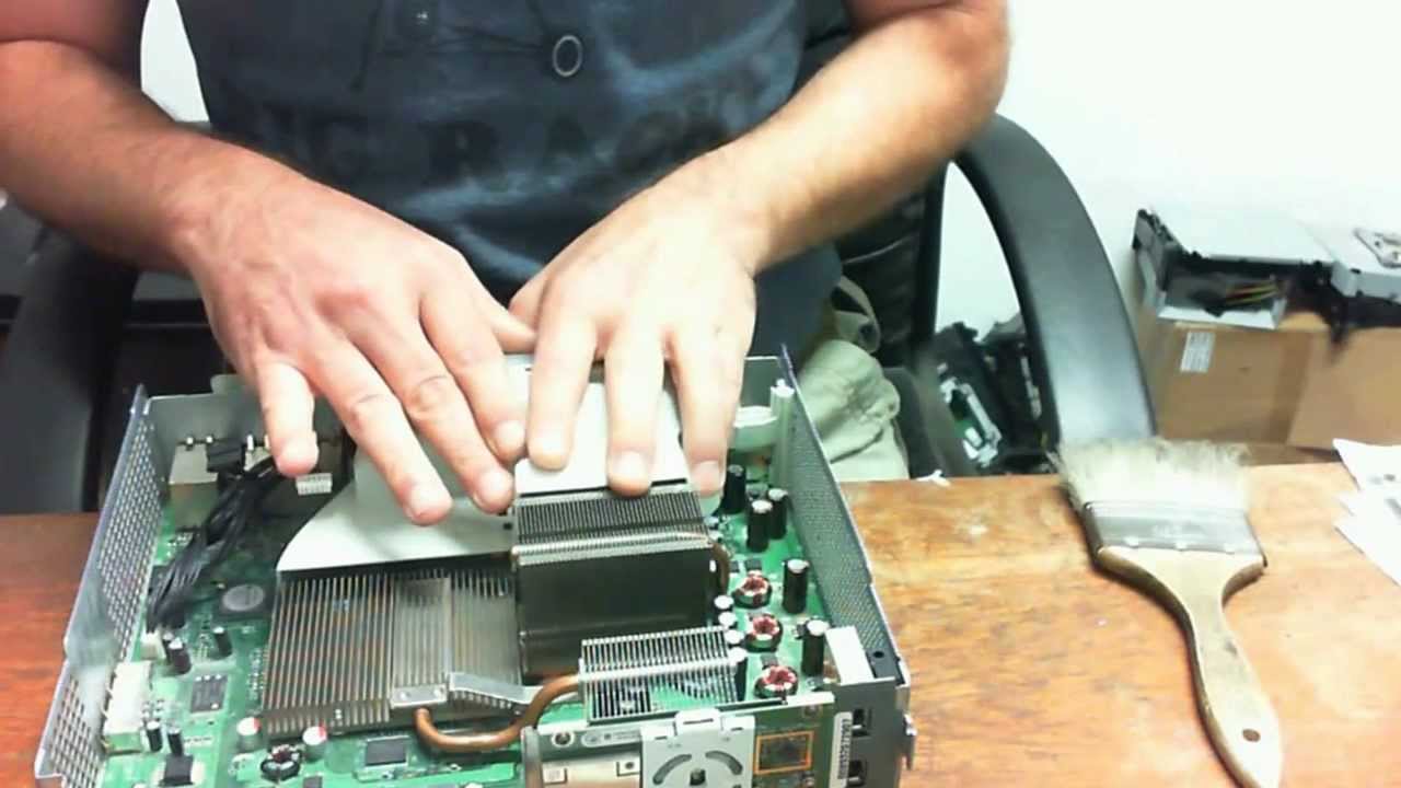 How to open and properly clean an Xbox 360 Fat