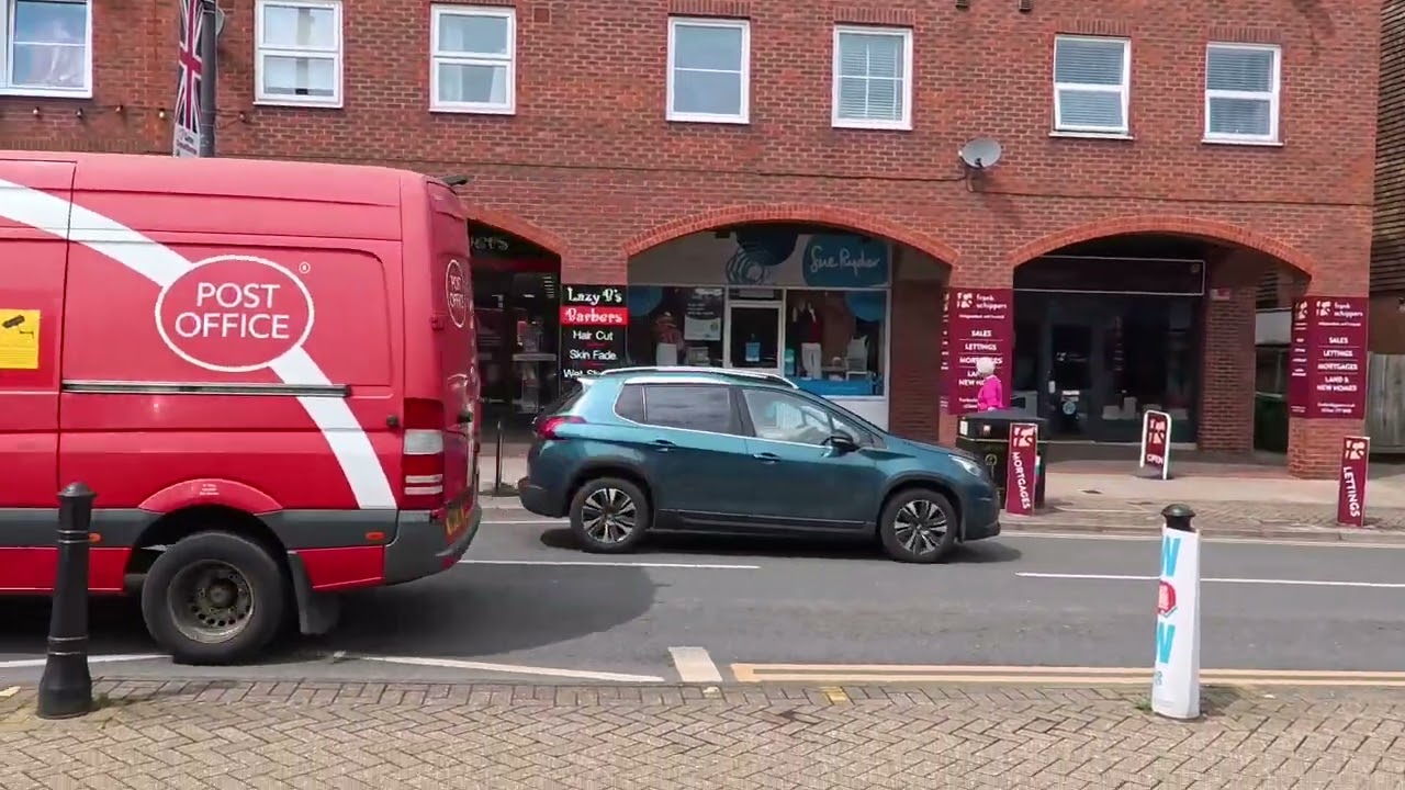 Crowthorne high street