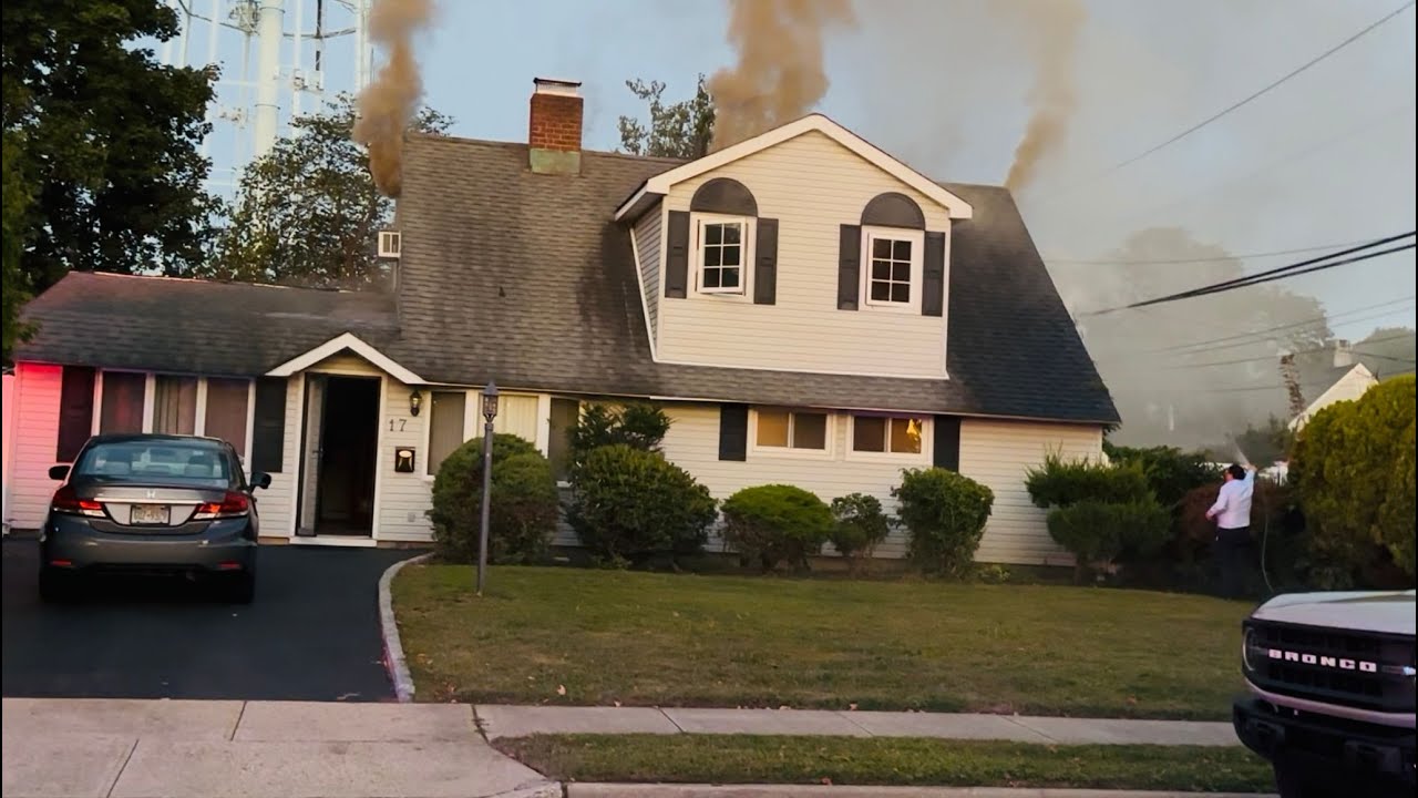 *PRE ARRIVAL* Hicksville F.D. Responds to a Working House Fire!