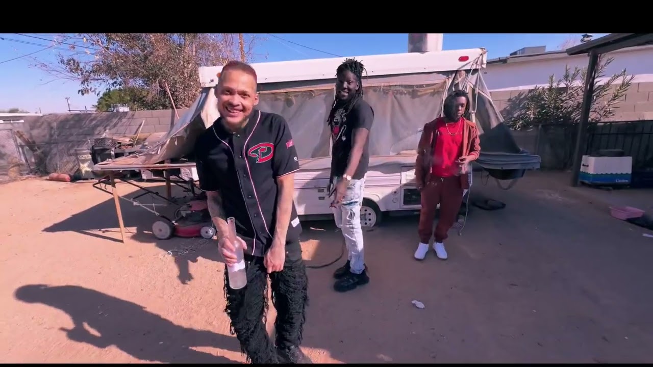 TrapMoneyPheno- Grey goose (feat. KellXL ) [Official video]