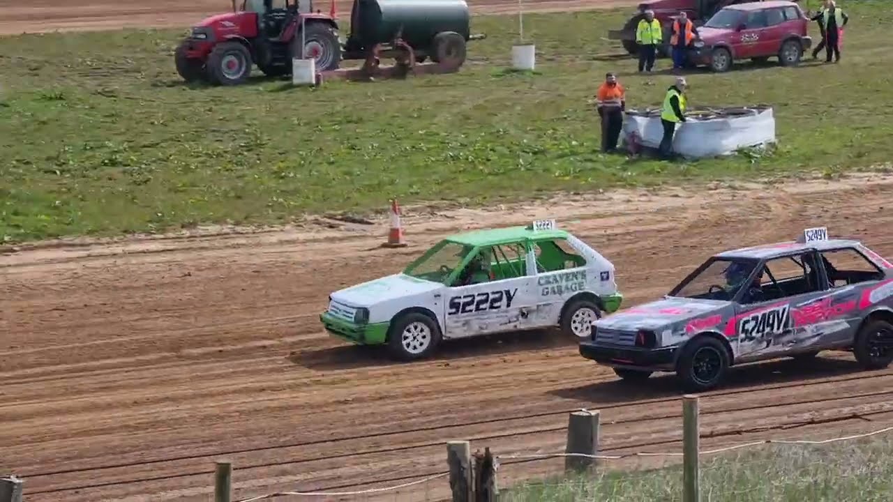 Scarborough Autograss Club 21st April 2024 Class 2 Q1 R1