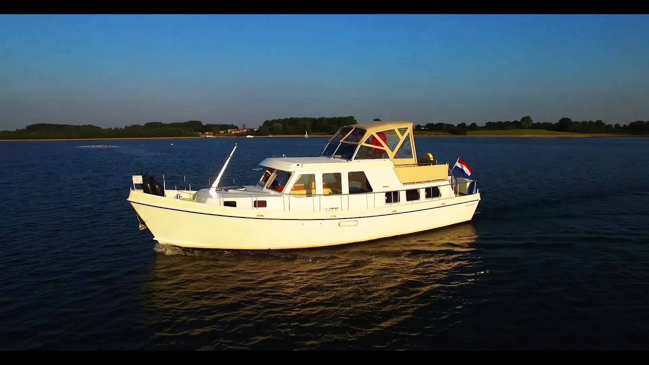 DroneShots.tv - Riverhopper 36tr  (promo)