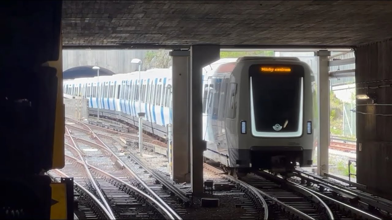 Liljeholmen tunnelbana med c6 och c20 och c30