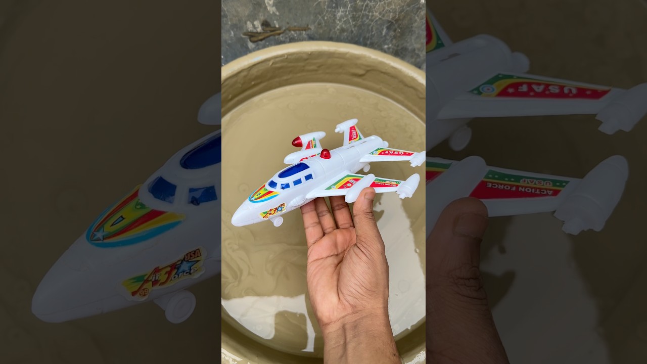 Airplane satisfying mud asmr