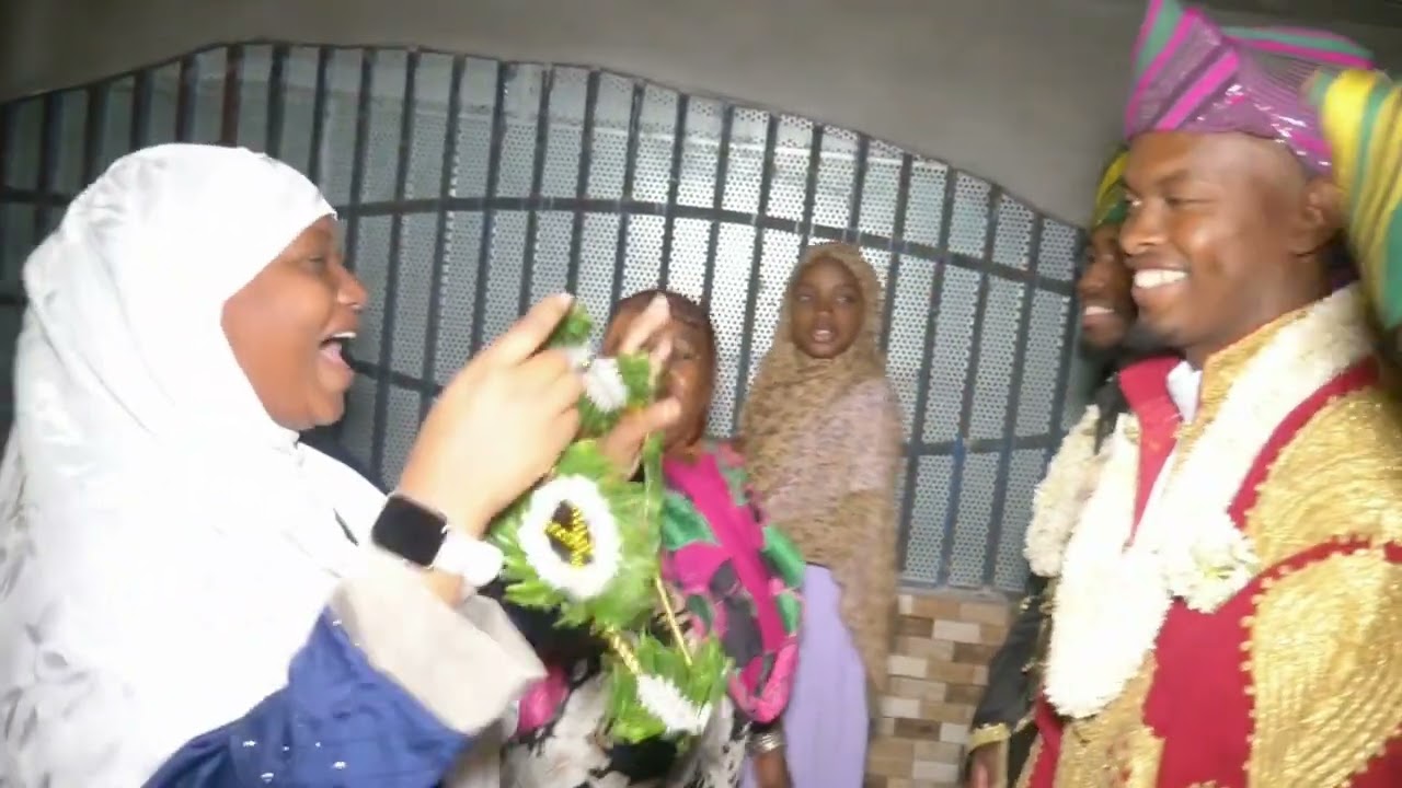 Madjlisse  Mr Karim et Mme Inaya Vahibe
