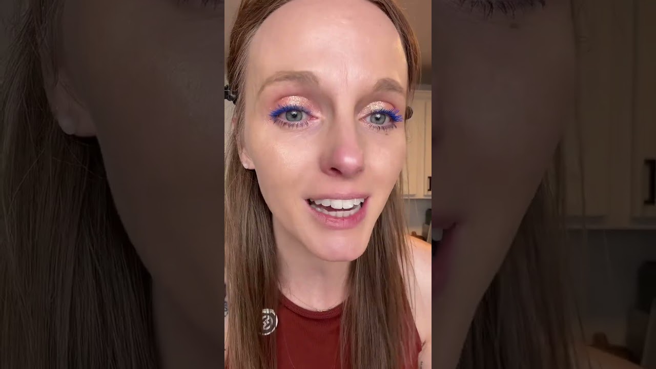 Подчеркните красоту своих глаз с помощью новой туши Fenty Beauty электрического синего цвета! Не ...