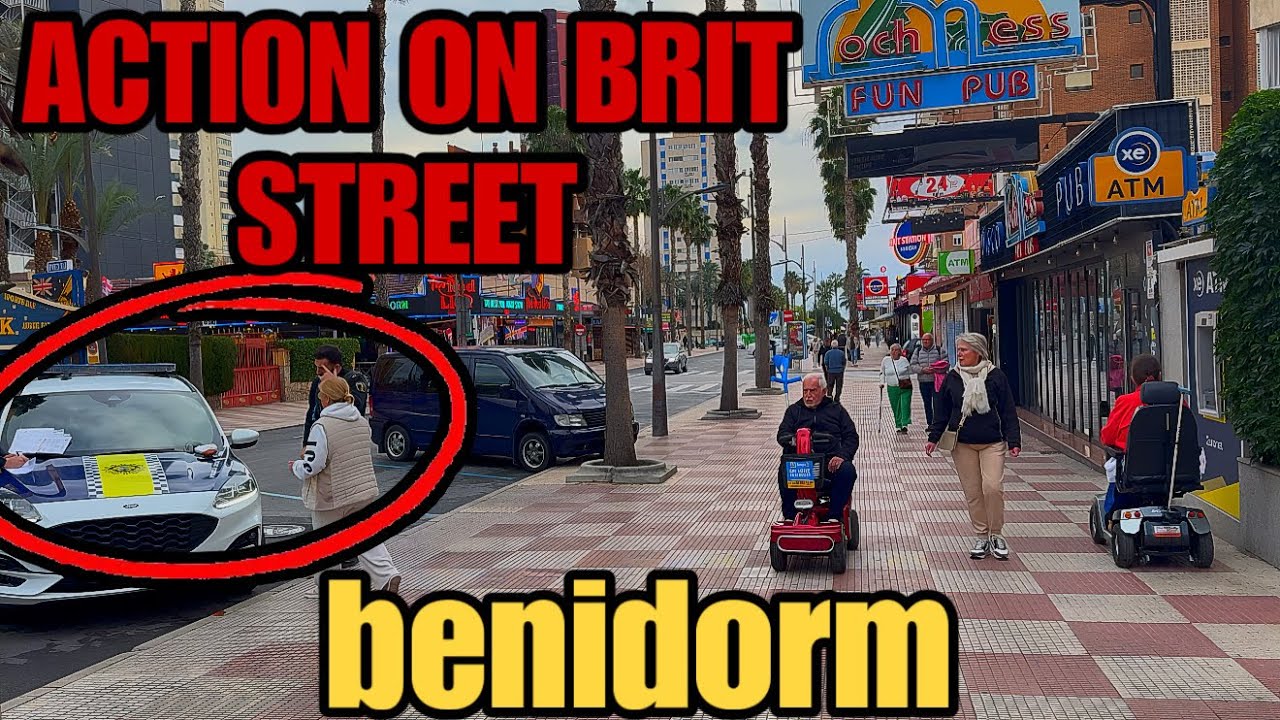Benidorm POLICE in Action - Pickpockets on British Street! 🚨🚔