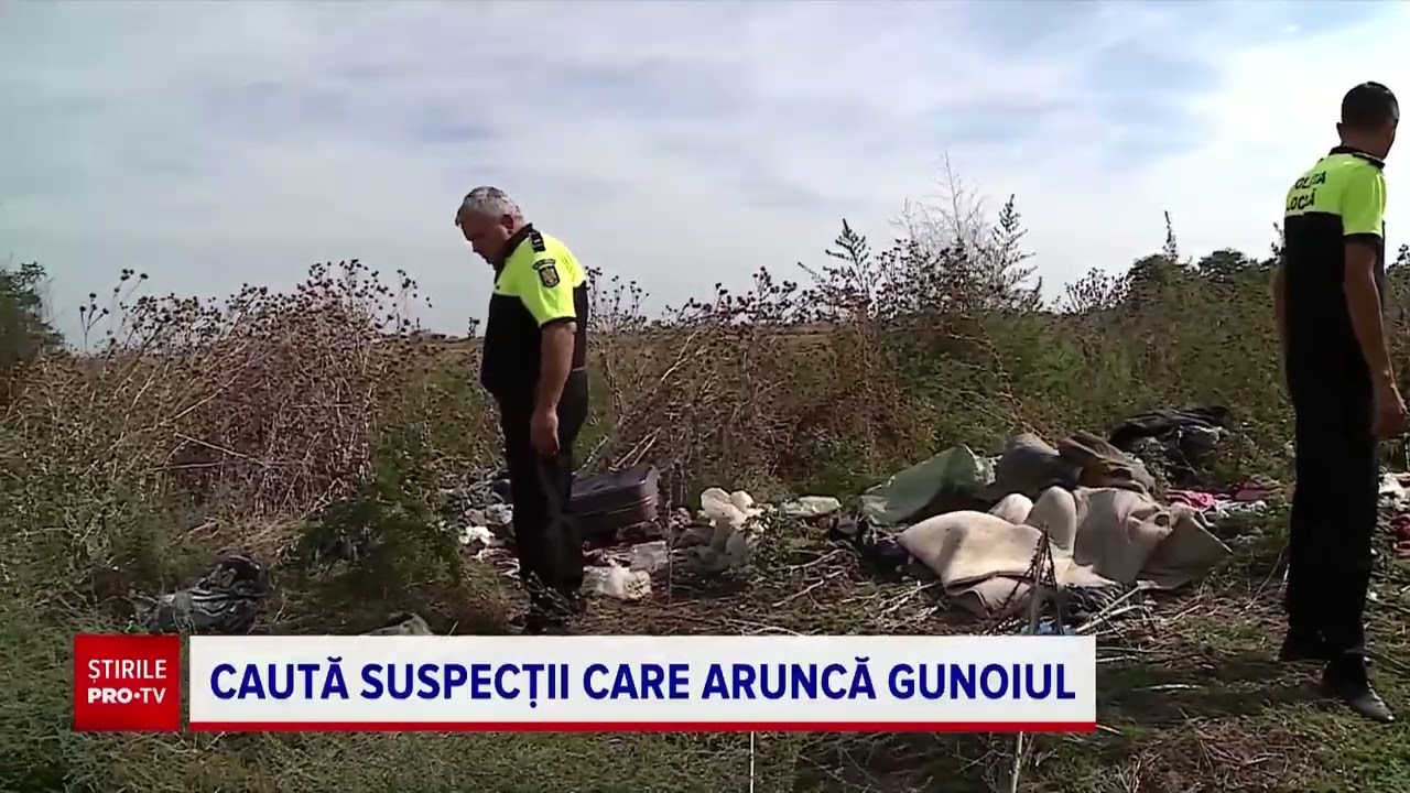 Polițiștii locali din Călărași caută probe în gunoaie aruncate ilegal, ca să-i prindă pe făptași