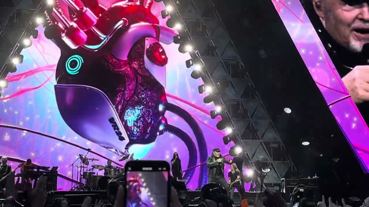 La combriccola del Blasco, inizio concerto - Vasco Live San Siro 12 giugno 2024