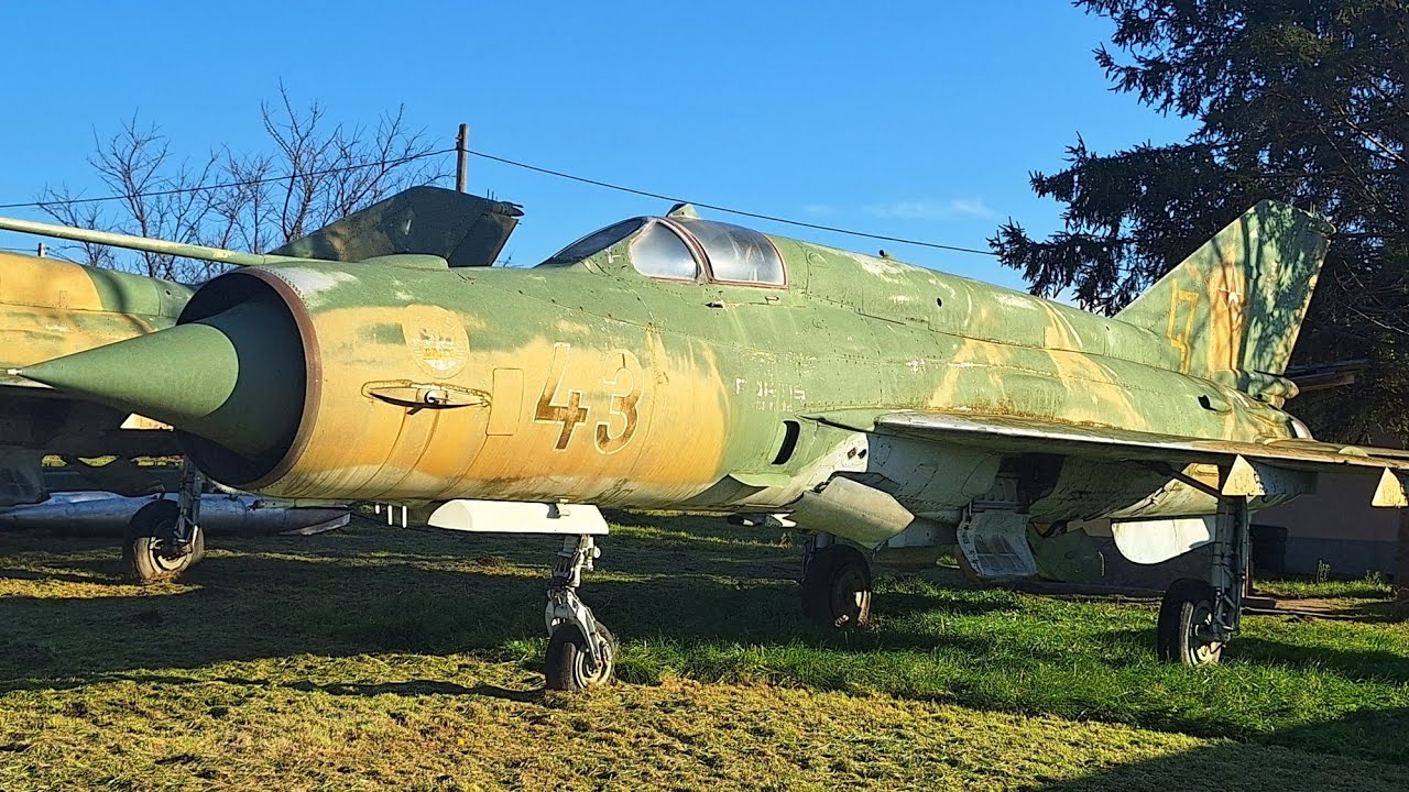 MiG-21s in Hatvan