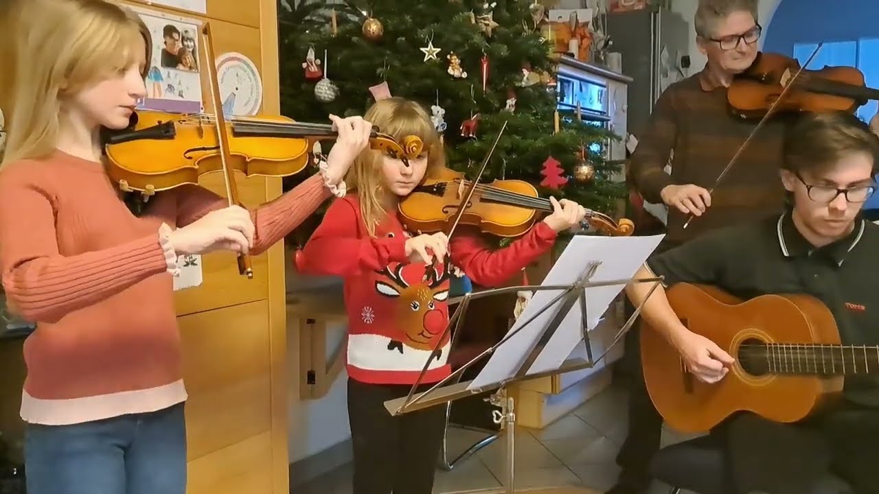 Family-Xmas-Medley 2024