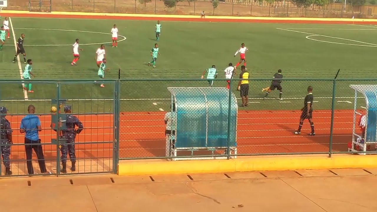 Moments le plus Drôles du Football Féminin BENIN
