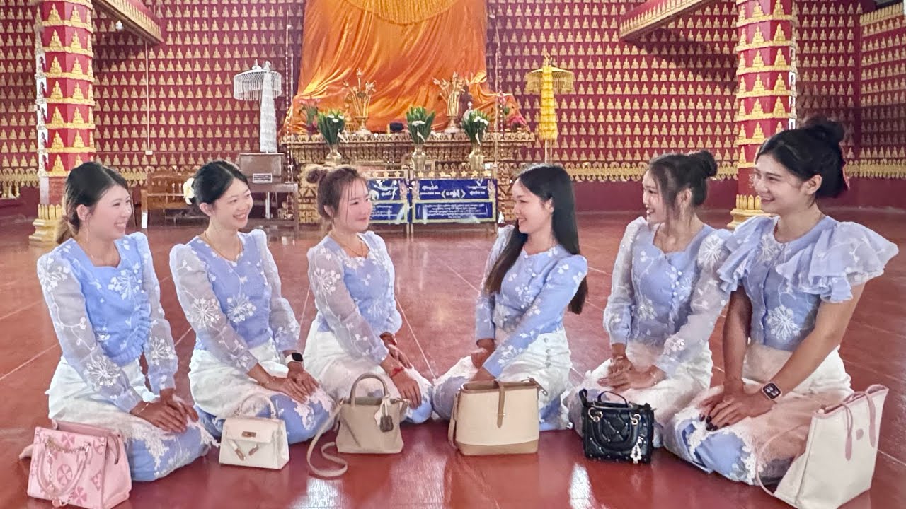 สาวๆไปทำบุญออกพรรษากันค่ะ🙏🏻🥰นานๆทีจะได้ไปกันเป็นกลุ่ม🤭