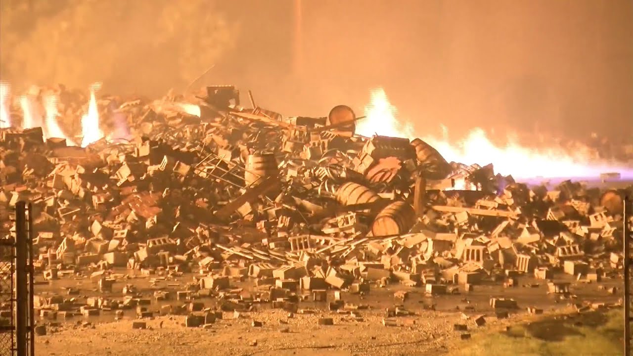 Massive fire at Jim Beam bourbon warehouse