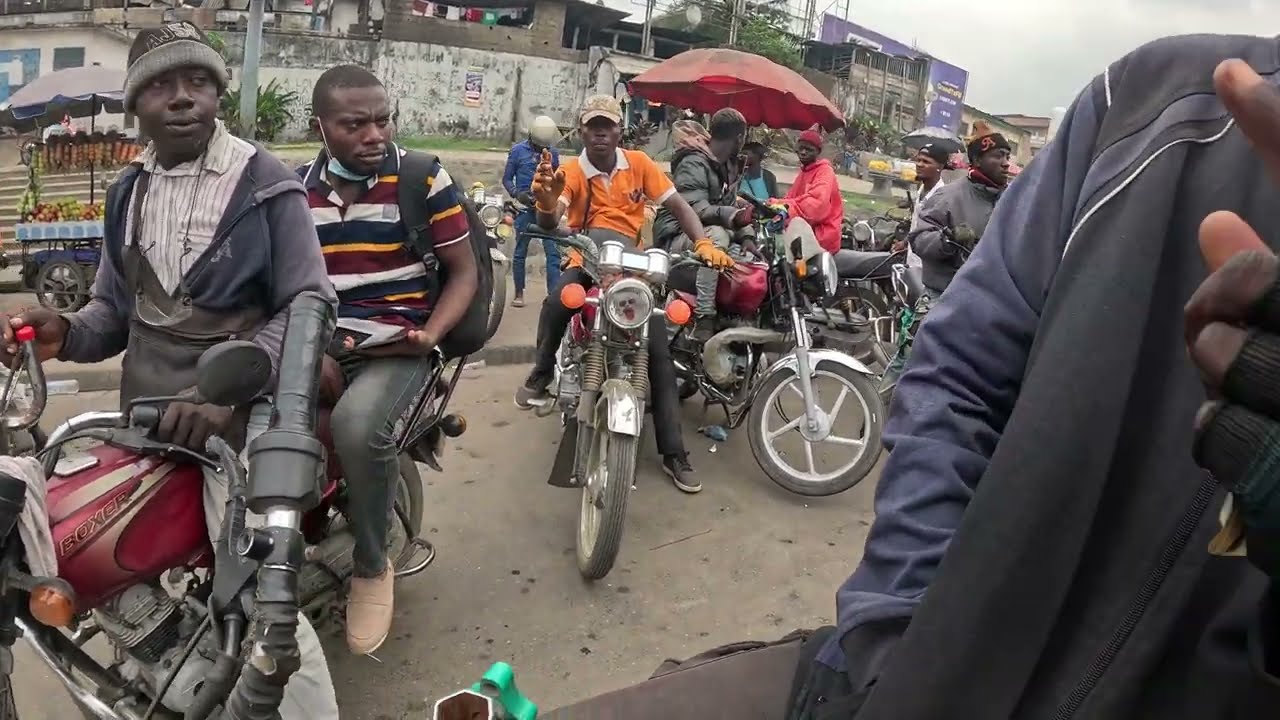 Take a taxi to La Nouvelle Liberte of Douala, Cameroon