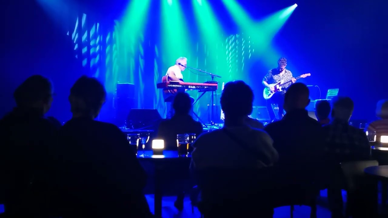 Kristian Lilholt med brødresangen 