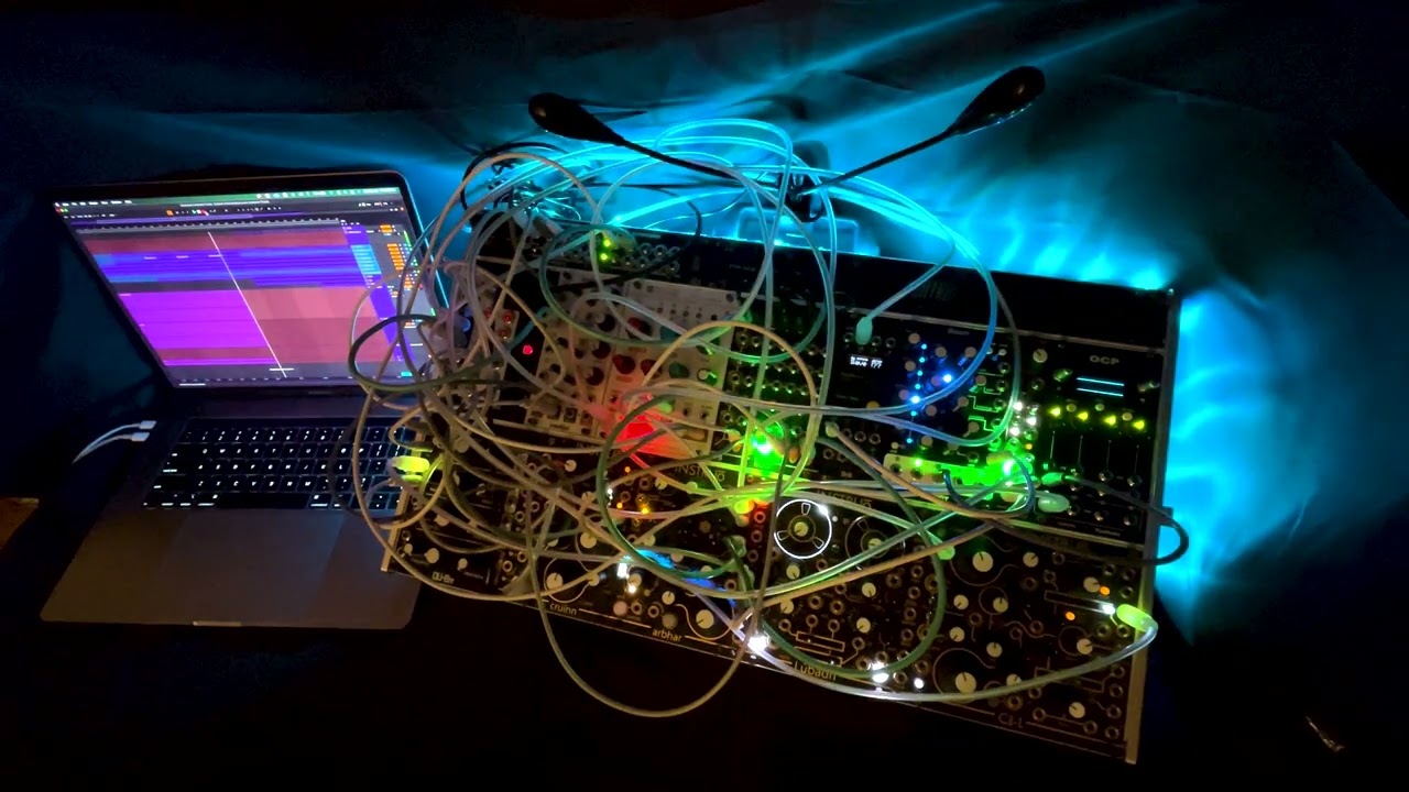 Hybrid Ambient / Upbeat Ableton & Eurorack Piece. (Expert Sleepers ES-9, CV Tools)