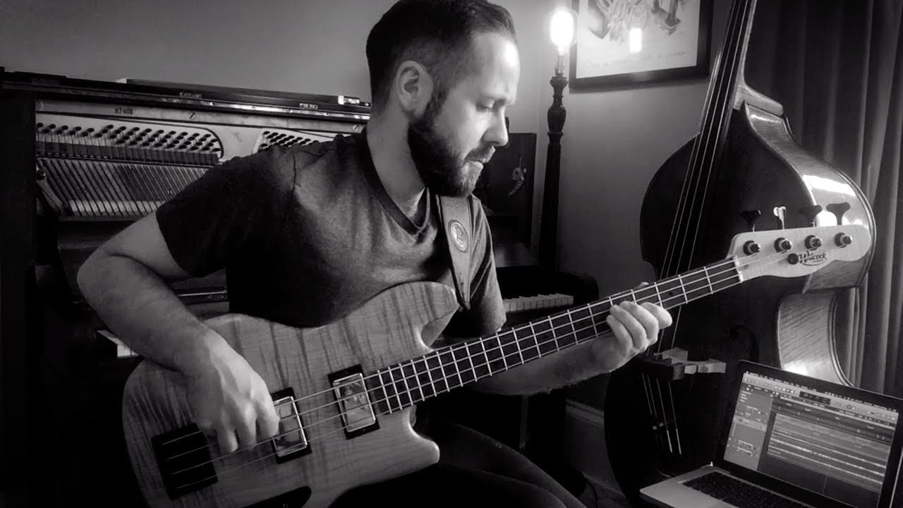 The Smiddy • James Lindsay (Solo Bass on Wilcock Mullarkey)