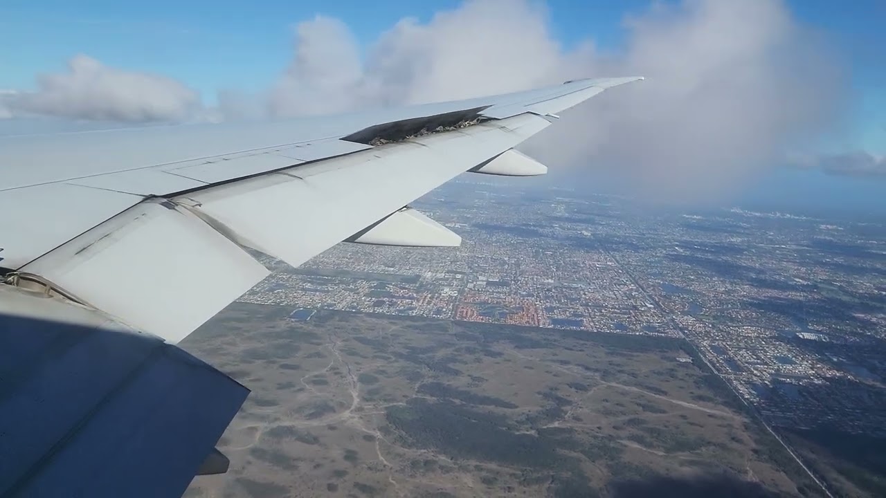 Qatar Airways | Boeing 777-300ER | Landing in Miami