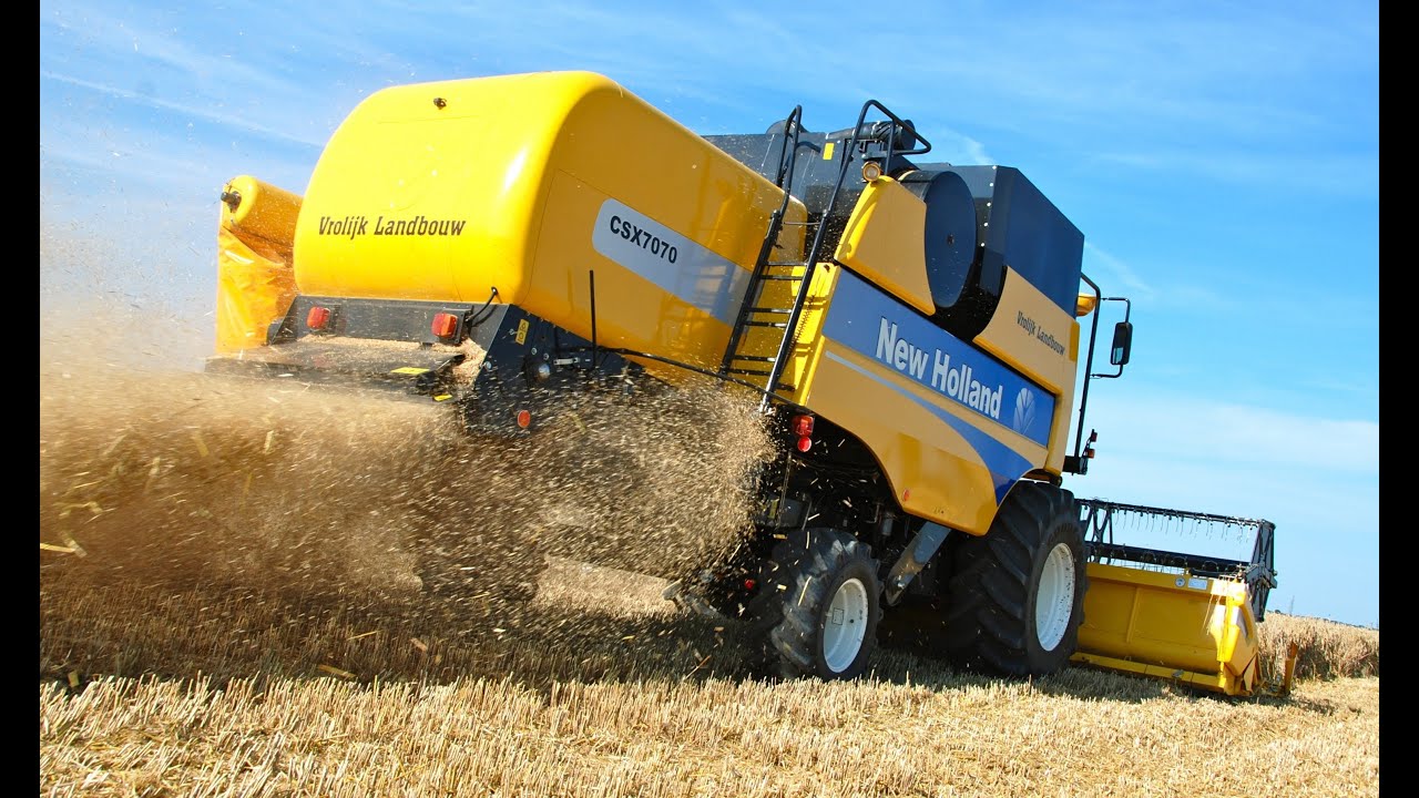 New Holland CSX 7070 Combine with Trimble Yield Monitoring opbrengstmeting - Vrolijk Landbouw