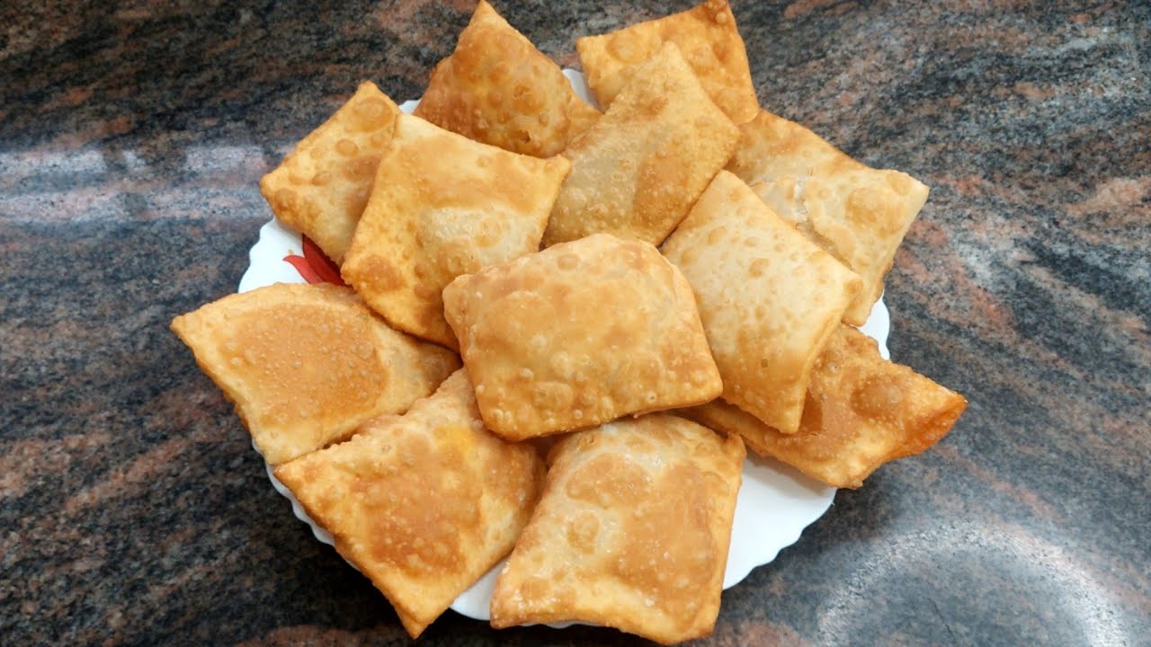Lukhmi Recipe || लुखमी || Dum ke Keeme ki Lukhmi || Hyderabadi Authentic Recipe By Farhana Cooking 