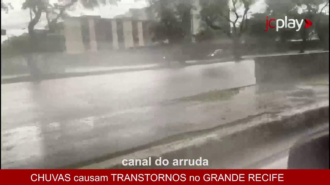 FORTES CHUVAS causam TRANSTORNOS no GRANDE RECIFE nesta segunda (6)