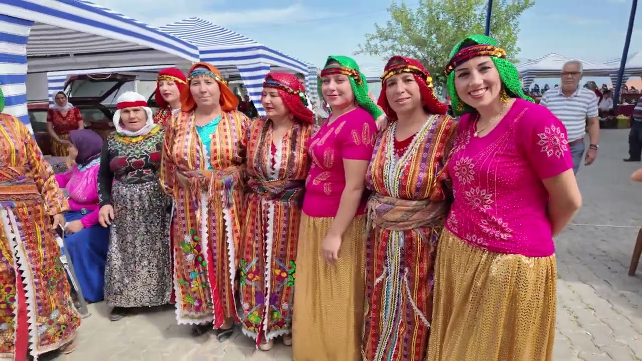 Karacasu Alemler köyü Elma Festivalindeyiz... #festival #vlog #keşfet