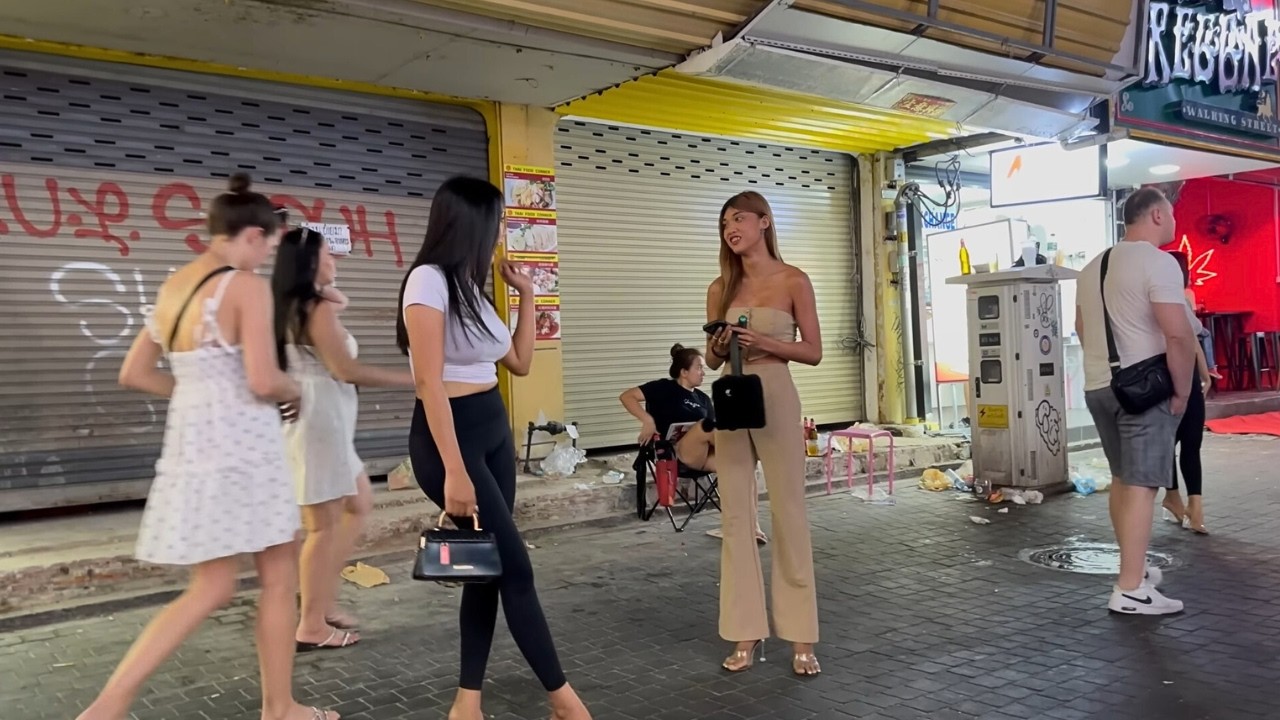 Vietnam's Nightlife 2026: Exploring Ho Chi Minh City's Streets at Night