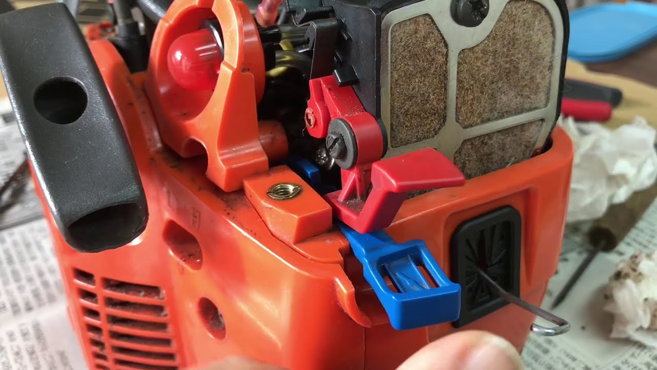 ハスクバーナHusqvarna 236E (fuel lines replacement)