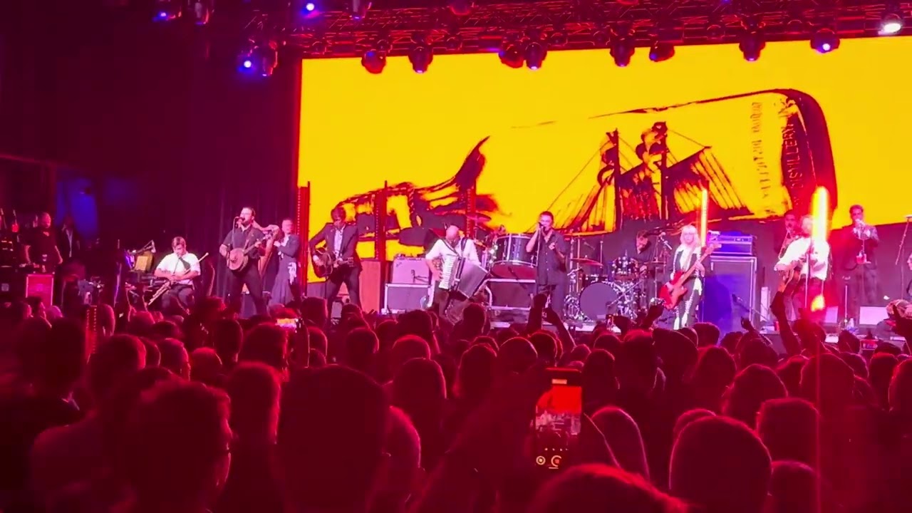 The Pogues - The Body Of An American - LIVE