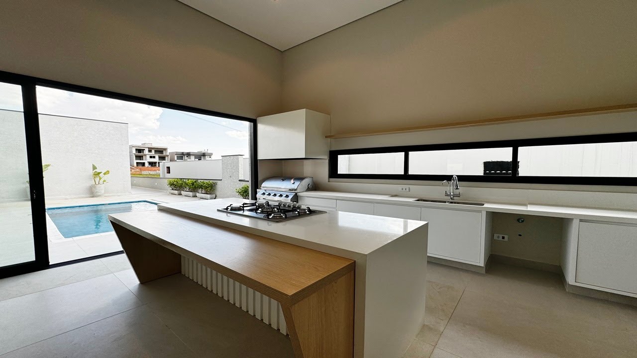 Linda Casa em Loteamento Fechado, Bragança Paulista SP.