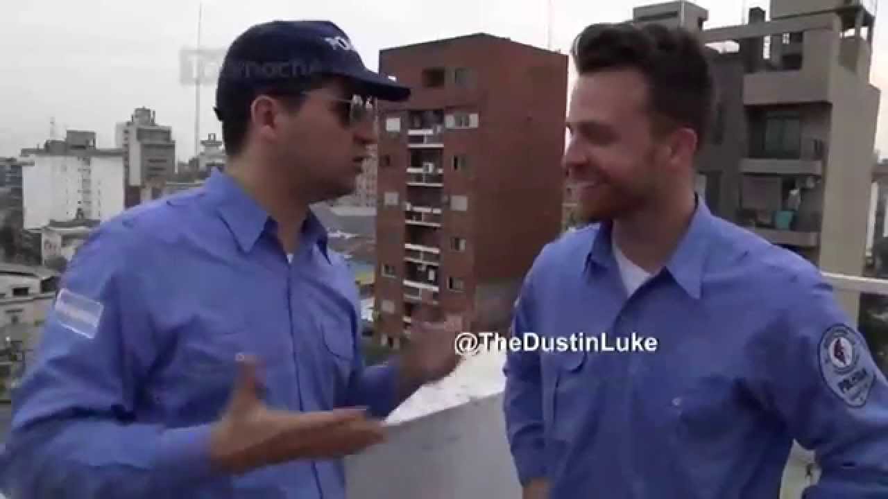 Telenoche - Dustin y los mejores sandwich de milanesa del país