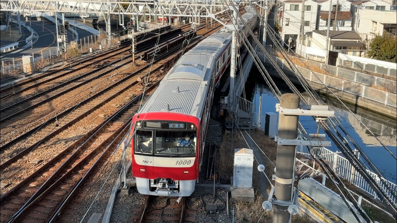 京急線91試運転1702-1とECOMO01、出場前の京王線新型車両2702、出場前のマニラ南北線新型車両EM11012L、河津桜の花、梅の花、スズメさん達🐥、都営浅草線03T5516-1！
