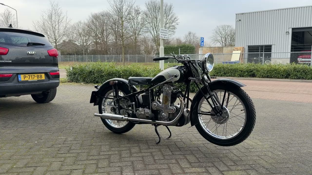 The sound of a Benelli 250 from 1936.